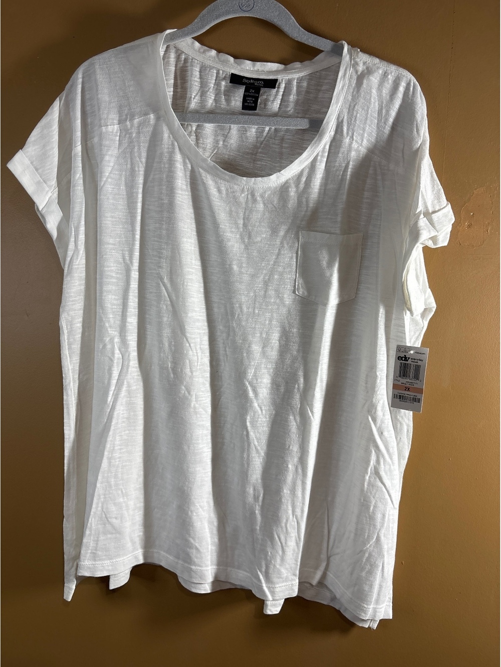HC1222. Style & Co. Women's White Cotton T-Shirt 2X